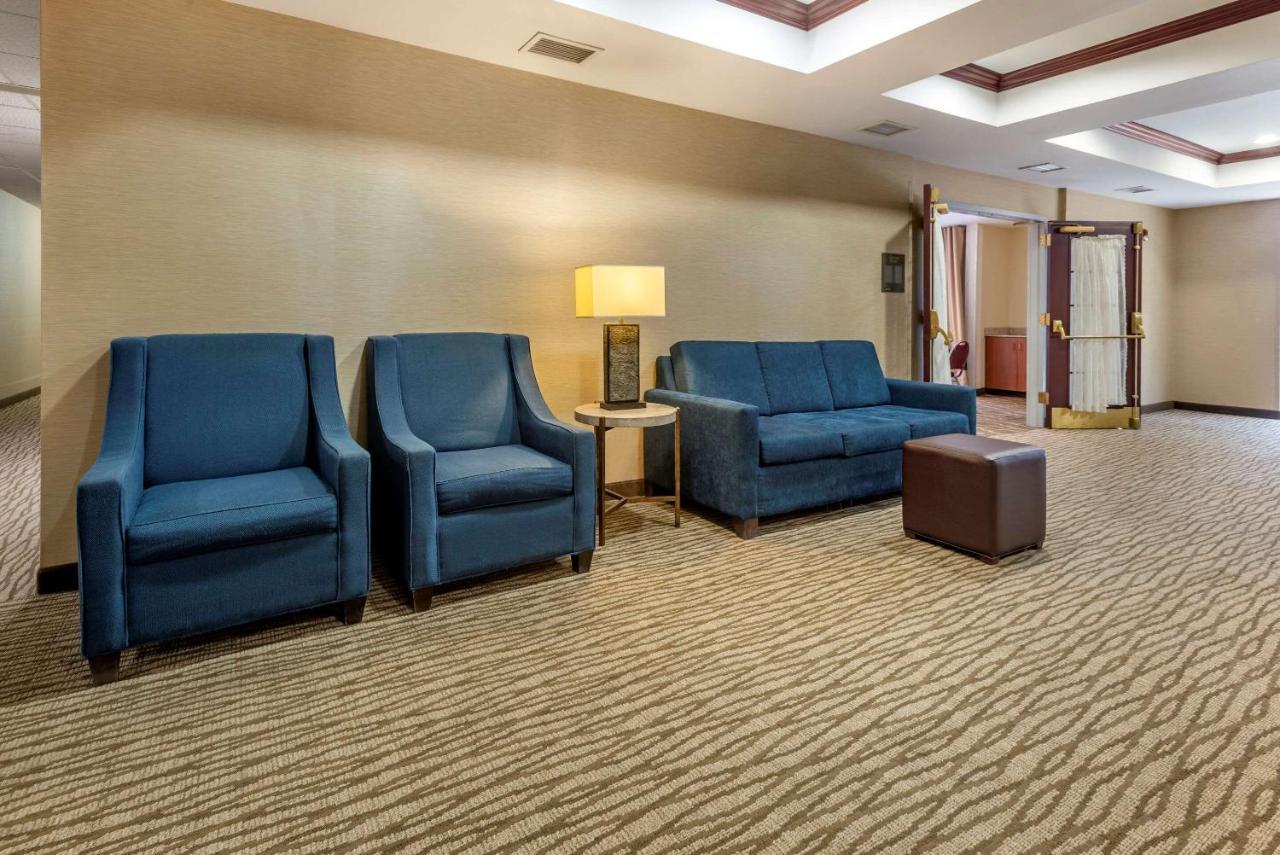คอมฟอร์ต สวีท นวร์ก - แฮริสัน Hotel นูวาร์ก ภายนอก รูปภาพ