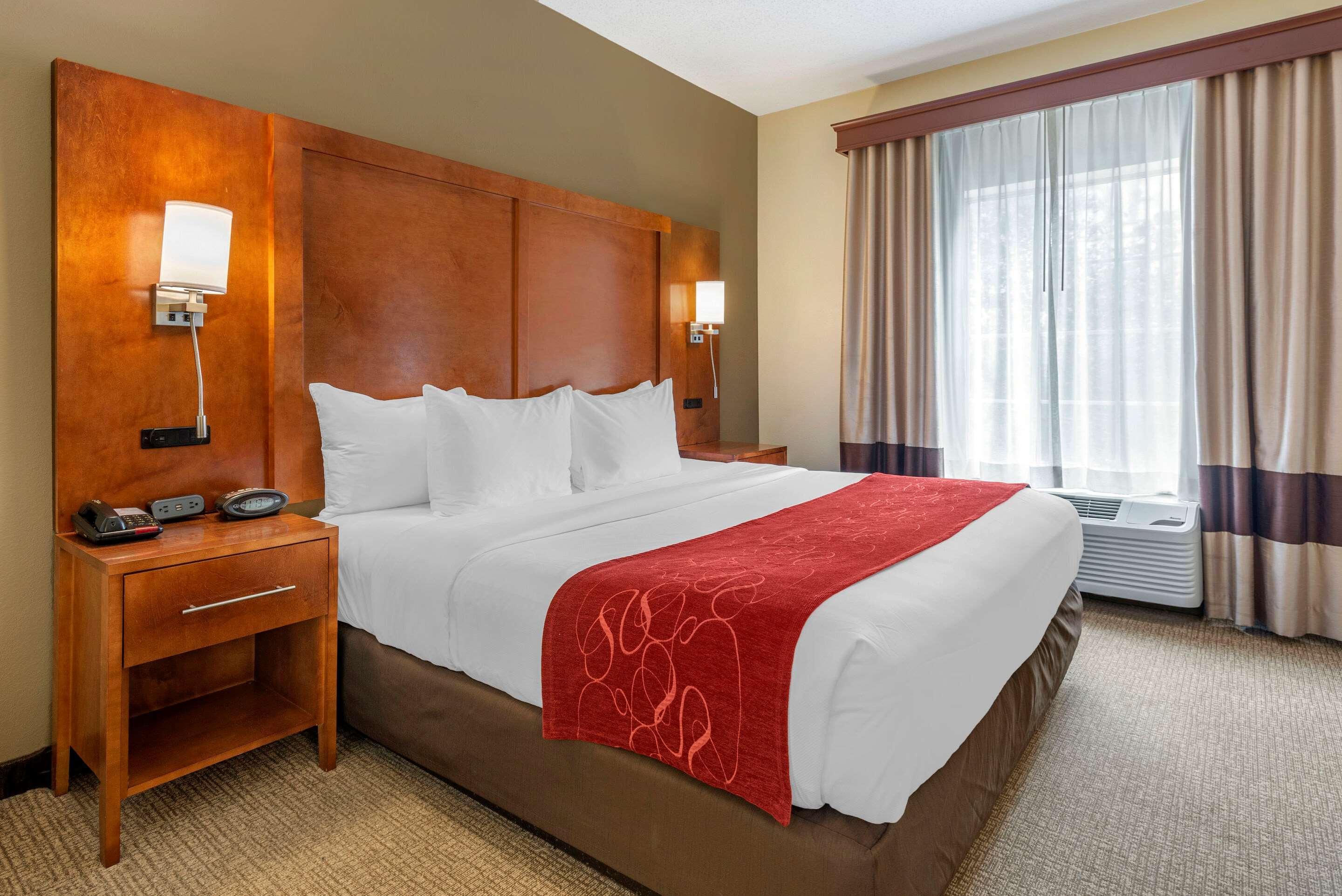 คอมฟอร์ต สวีท นวร์ก - แฮริสัน Hotel นูวาร์ก ภายนอก รูปภาพ