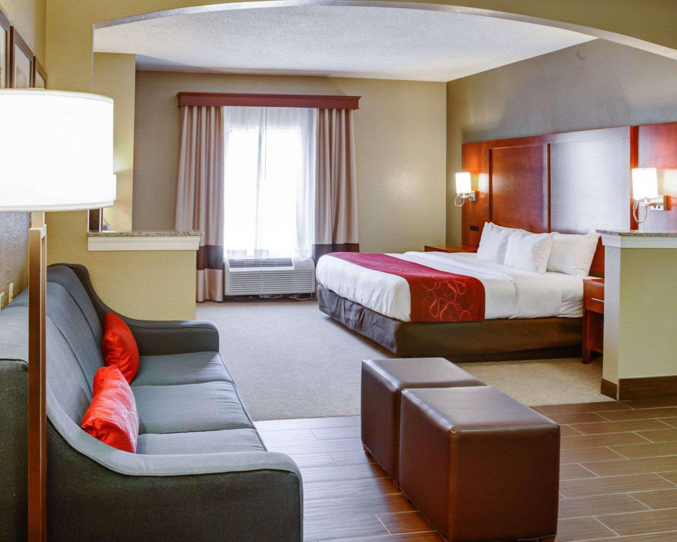 คอมฟอร์ต สวีท นวร์ก - แฮริสัน Hotel นูวาร์ก ภายนอก รูปภาพ